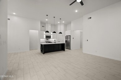 920 larkhall-12