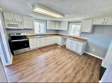 360 Helton Acres Rd, Burnside, KY 42519 - photo 5