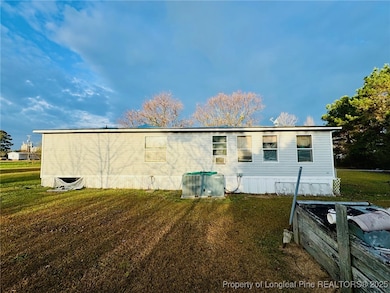 64 Outfield Dr, Bladenboro, NC 28320 - photo 3