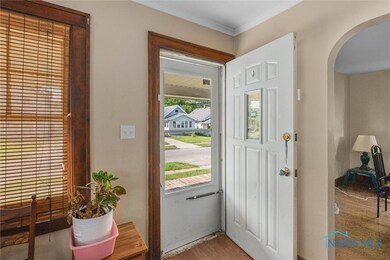 1720 Barrows St, Toledo, OH 43613 - photo 2