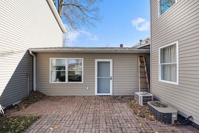 521 Spring St, Lowell, MI 49331 - photo 6