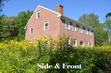 2 441 Main e