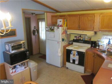 81 Mapleleaf Dr, Sellersville, PA 18960 - photo 5