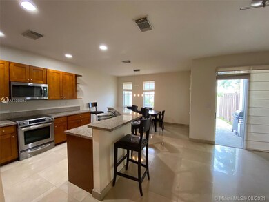 10717 NW 75th St, Doral, FL 33178 - photo 6