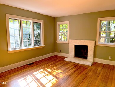 1117 Marshall St, Raleigh, NC 27604 - photo 3