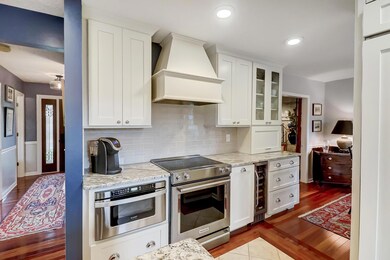 017_3429 St Charles Ln