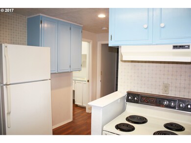 583 Hayden Bridge Way, Springfield, OR 97477 - photo 7