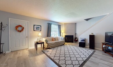 10753-Colonial-Woods-Ct-0005