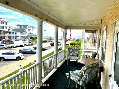 2nd Fl porch