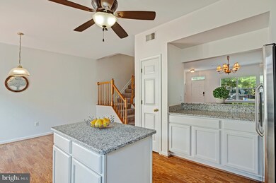 12905 Boggy Trail Way, Germantown, MD 20876 - photo 4