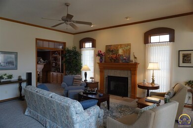 3917 SW Stonybrook Dr, Topeka, KS 66610 - photo 7