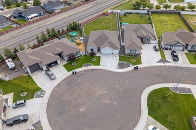 3538 Curtis Dr, West Richland, WA 99353 - photo 4