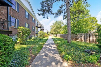 1520SladeAve#204Ext_Hommati102-2