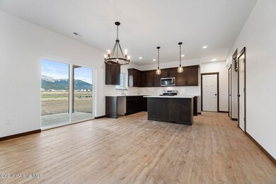 8323-Splitrail-Ave-5194