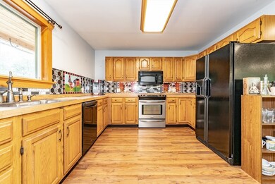 15 Schumann Dr, Westfield, MA 01085 - photo 5