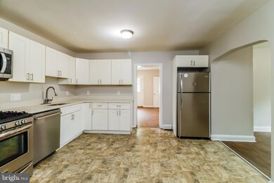 8640 Willow Oak Rd, Parkville, MD 21234 - photo 3