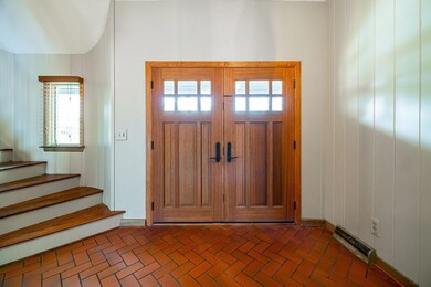 Foyer / Front Door