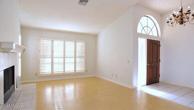 LR Gas Fireplace