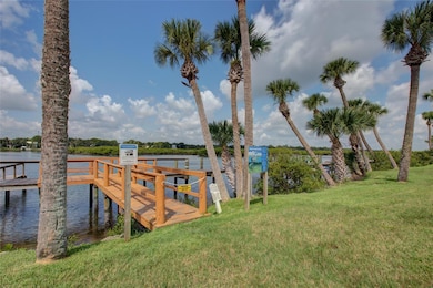 Walk way to dock