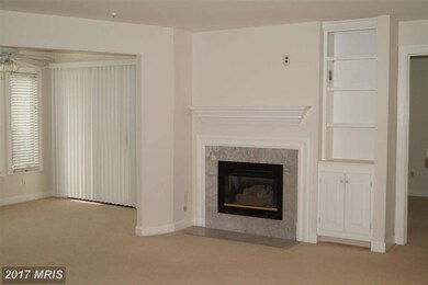 12225 Fairfield Hse Dr unit 100C, Fairfax, VA 22033 - photo 3