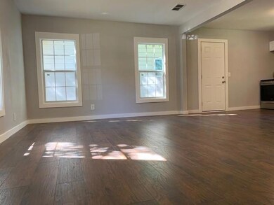 442 Bales St, Cleburne, TX 76033 - photo 5