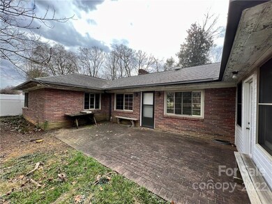 456 Sullivan Rd, Statesville, NC 28677 - photo 5