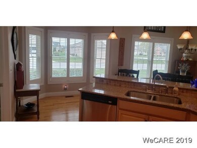 1902 Cinnamon Dr, Wapakoneta, OH 45895 - photo 5