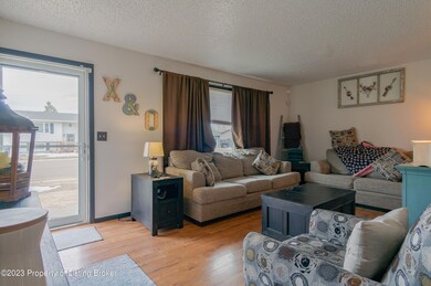764 3rd Ave W (4 of 24)