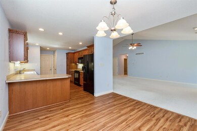 3406 Clearview Dr, Cedar Falls, IA 50613 - photo 4