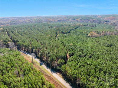 0000 Quarter Round Rd unit 7, Pacolet, SC 29372 - photo 3