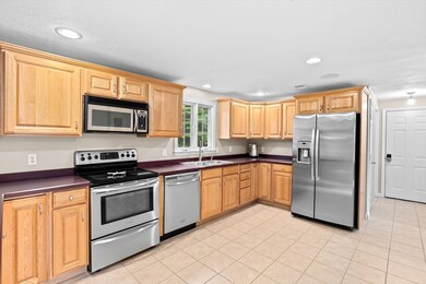 26 Proctor St, Marshfield, MA 02050 - photo 2