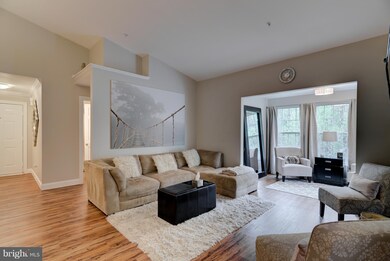 9224 Cardinal Forest Ln unit K, Lorton, VA 22079 - photo 2