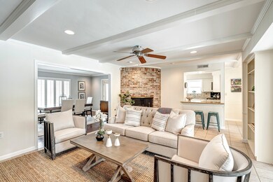 10030 Longmont Dr, Houston, TX 77042 - photo 7