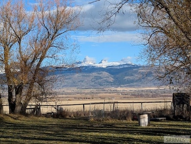 3235 S W 5000, Driggs, ID 83422 - photo 2