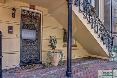 9 W Gordon St unit Garden Unit, Savannah, GA 31401 - photo 2