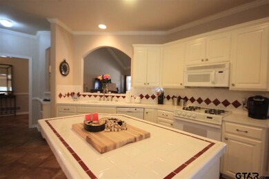 3706 3706 Long Leaf Dr, Tyler, TX 75707 - photo 6