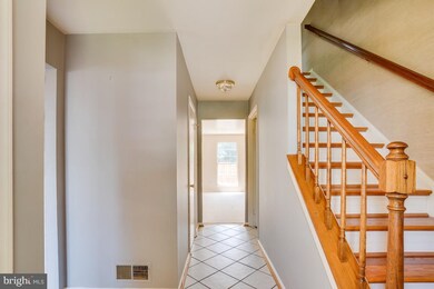 31 London Bridge Ct, Silver Spring, MD 20906 - photo 2