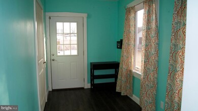 348 E Mckinley St, Chambersburg, PA 17201 - photo 7