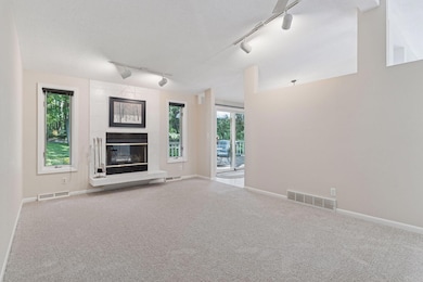 2571 Schaller Dr E, Saint Paul, MN 55119 - photo 3