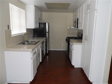 417 N Alhambra Ave unit B, Monterey Park, CA 91755 - photo 2