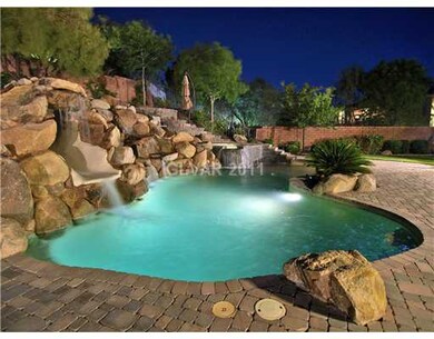 Swimming Pool/Hot Tub/Sauna.