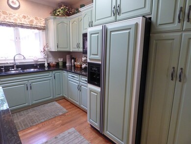 107 Saddlebrook Ln, Daniels, WV 25832 - photo 6