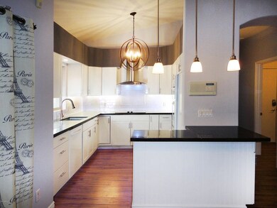 Kitchen New lighting & fixtures