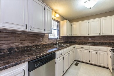 21 Evesham Ln, Bella Vista, AR 72714 - photo 7