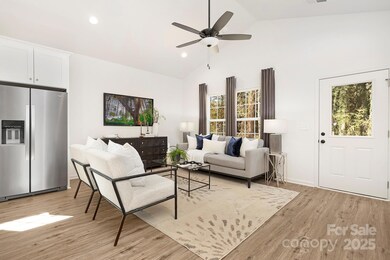 319 E Glendale Ave, Mount Holly, NC 28120 - photo 4