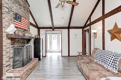 1325 Sherwood Dr, Greenfield, IN 46140 - photo 4