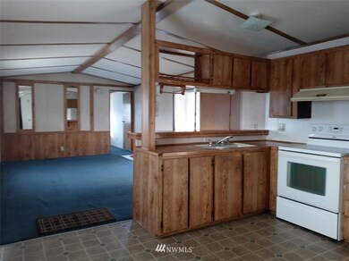 2500 State Highway 28 S unit 47, East Wenatchee, WA 98802 - photo 6