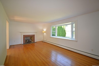 18 Overbrook Rd, West Hartford, CT 06107 - photo 5