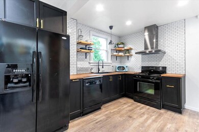 09-Kitchen