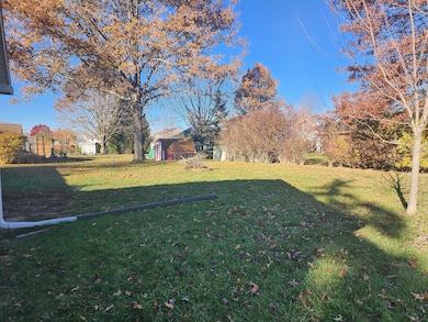 924 Poppy Dr, Wapakoneta, OH 45895 - photo 4